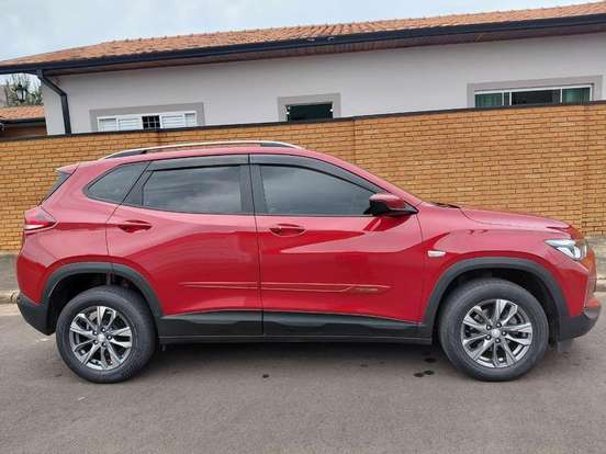 CHEVROLET-TRACKER-2020