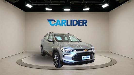 CHEVROLET-TRACKER-2023
