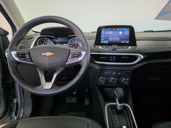 CHEVROLET-TRACKER-2023