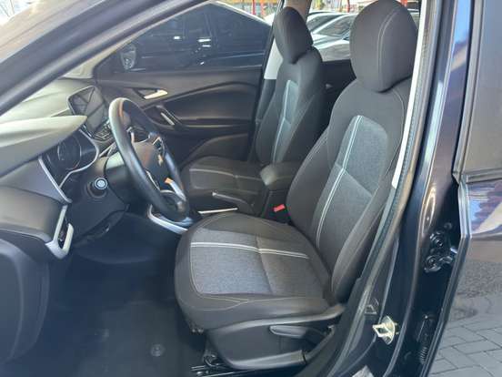 CHEVROLET-TRACKER-2024
