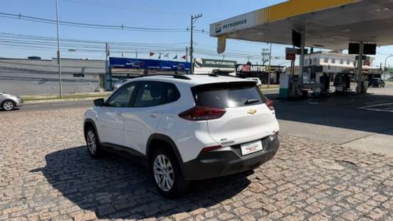 CHEVROLET-TRACKER-2022