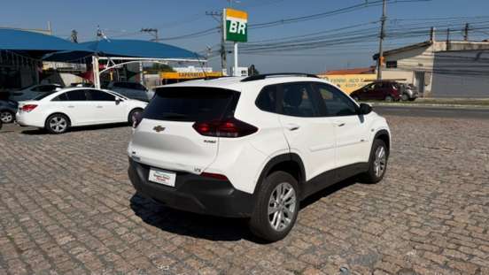 CHEVROLET-TRACKER-2022