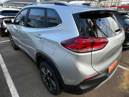 CHEVROLET-TRACKER-2021