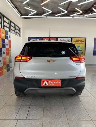 CHEVROLET-TRACKER-2022