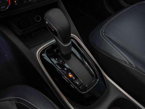 CHEVROLET-TRACKER-2025