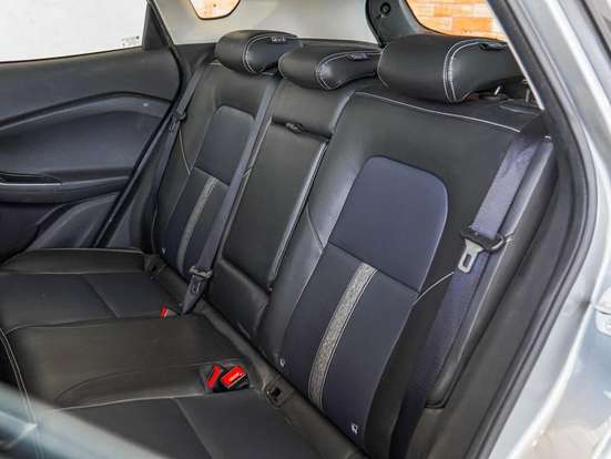 CHEVROLET-TRACKER-2025