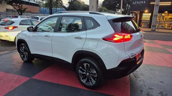 CHEVROLET-TRACKER-2024
