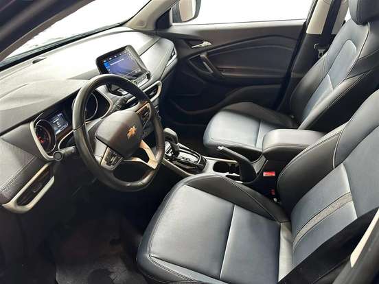 CHEVROLET-TRACKER-2025