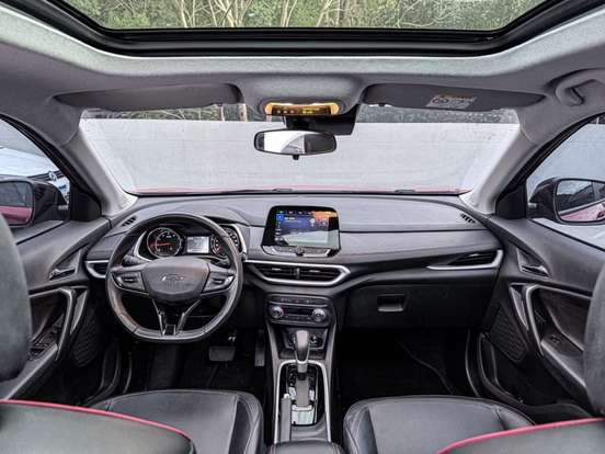 CHEVROLET-TRACKER-2024