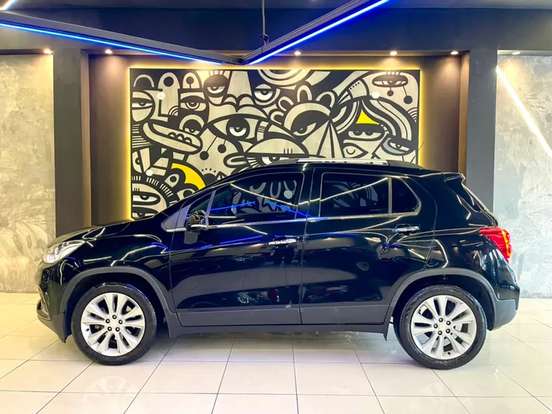 CHEVROLET-TRACKER-2017