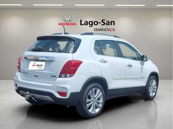 CHEVROLET-TRACKER-2017