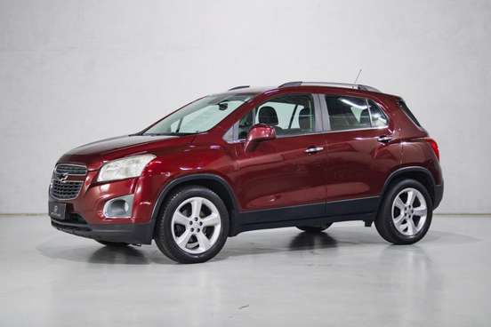 CHEVROLET-TRACKER-2015
