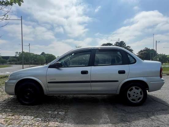CHEVROLET-CLASSIC-2009