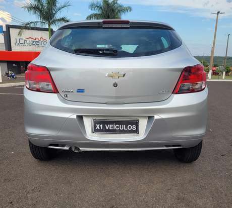 CHEVROLET-ONIX-1.0 MPFI JOY 8V FLEX 4P MANUAL CHEVROLET-ONIX-2017