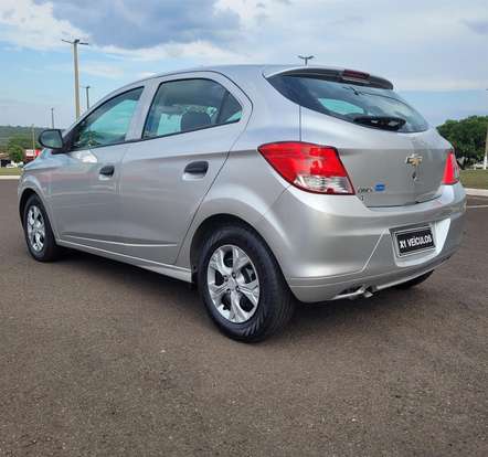 CHEVROLET-ONIX-2017