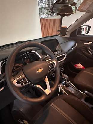 CHEVROLET-TRACKER-2023