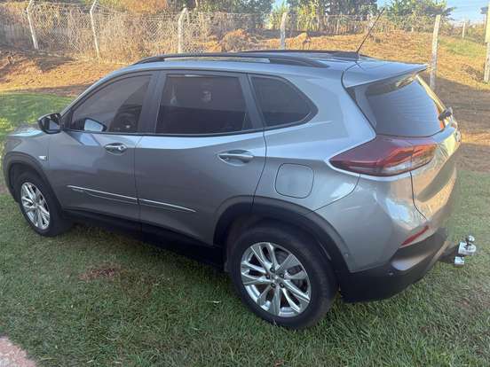 CHEVROLET-TRACKER-2024