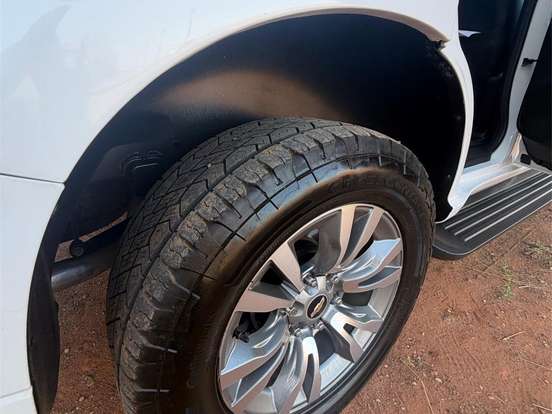 CHEVROLET-TRAILBLAZER-2.8 LTZ 4X4 16V TURBO DIESEL 4P AUTOMÁTICO CHEVROLET-TRAILBLAZER-2019
