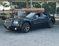 CHRYSLER 300 C 3.5 V6 GASOLINA AUTOMÁTICO CHRYSLER 300 C 3.5 V6 GASOLINA AUTOMÁTICO