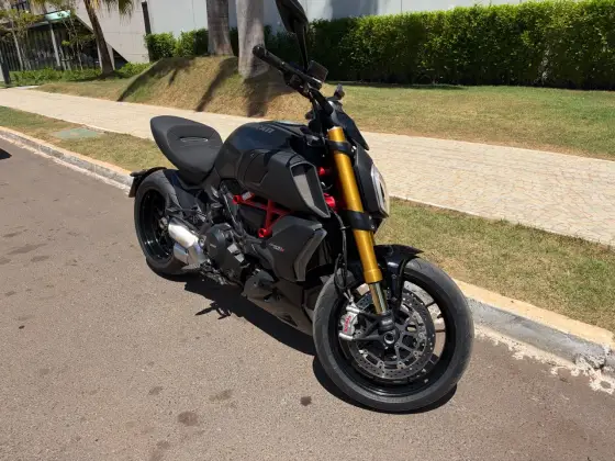 DUCATI DIAVEL 1260 S 