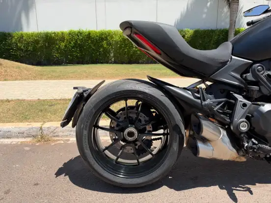 DUCATI-DIAVEL 1260 S-2020
