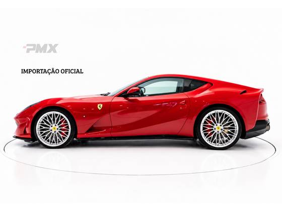 Ferrari 812 Superfast 6.5 V12 Gasolina F1-DCT