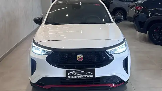 FIAT-FASTBACK-2024