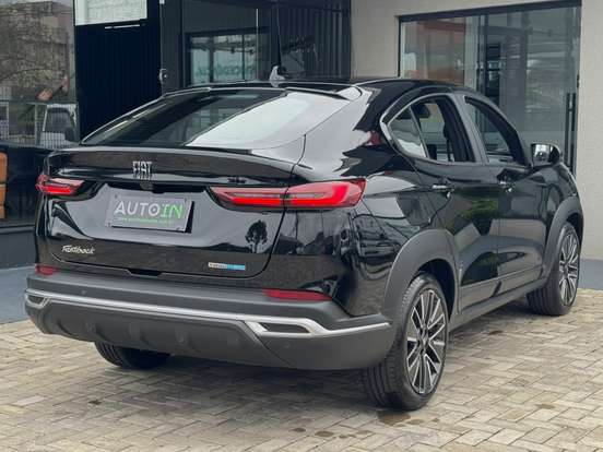 FIAT-FASTBACK-1.0 TURBO 200 HYBRID AUDACE CVT FIAT-FASTBACK-2025