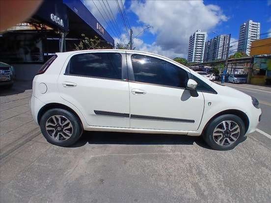 FIAT-PUNTO-1.4 ATTRACTIVE 8V FLEX 4P MANUAL FIAT-PUNTO-2016