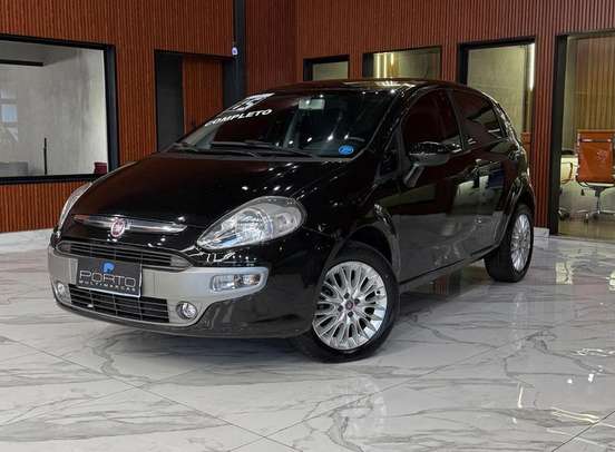 FIAT-PUNTO-2014