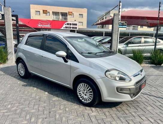FIAT-PUNTO-2012