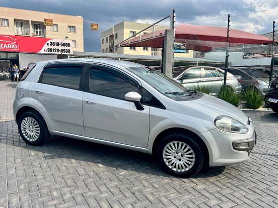 FIAT-PUNTO-1.6 ESSENCE 16V FLEX 4P MANUAL FIAT-PUNTO-2012