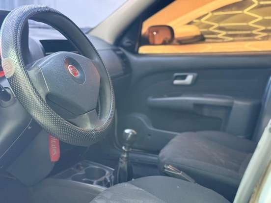 FIAT-SIENA-2009