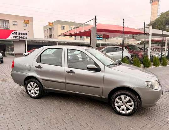 FIAT-SIENA-2009