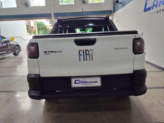 FIAT-STRADA-2024