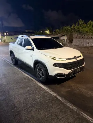 FIAT TORO 2.0 16V TURBO DIESEL FREEDOM 4WD AT9
