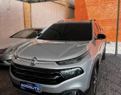 FIAT TORO 2.0 16V TURBO DIESEL VOLCANO 4WD AT9 FIAT TORO 2.0 16V TURBO DIESEL VOLCANO 4WD AT9