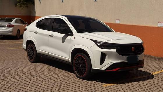 FIAT FASTBACK 1.3 TURBO 270 FLEX ABARTH AT6