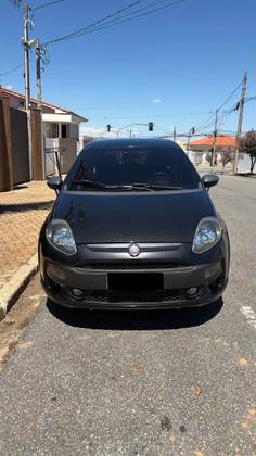 FIAT PUNTO 1.8 BLACKMOTION 16V FLEX 4P MANUAL