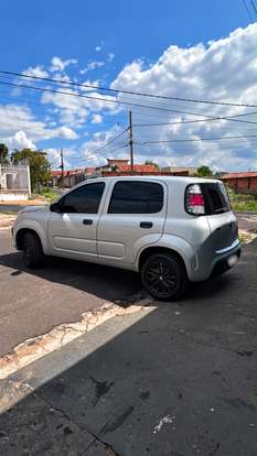 FIAT-UNO-2021