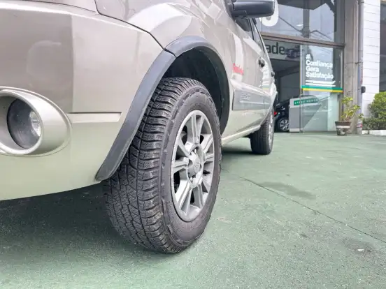 FORD-ECOSPORT-2011