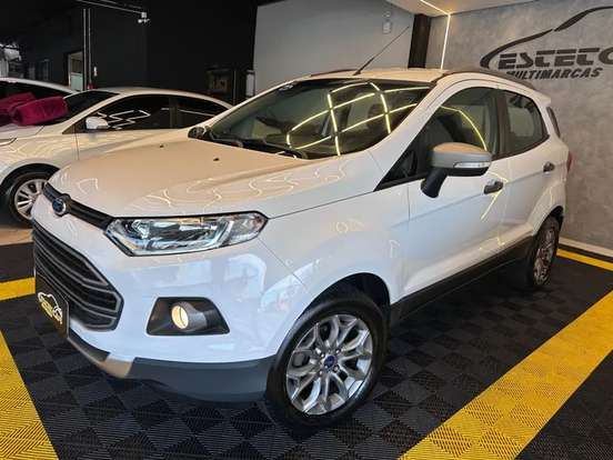 FORD-ECOSPORT-2015