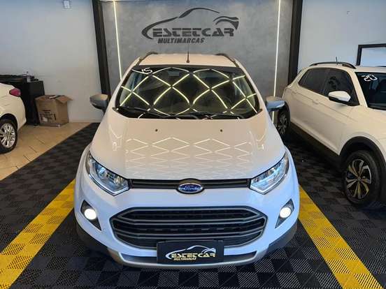FORD-ECOSPORT-2015