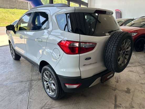 FORD-ECOSPORT-2017