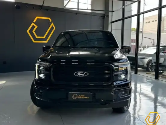 FORD-F-150-5.0 V8 GASOLINA CD LARIAT BLACK FX4 AUTOMÁTICO FORD-F-150-2025