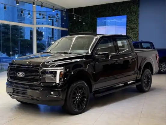FORD-F-150-5.0 V8 GASOLINA CD LARIAT BLACK FX4 AUTOMÁTICO FORD-F-150-2026