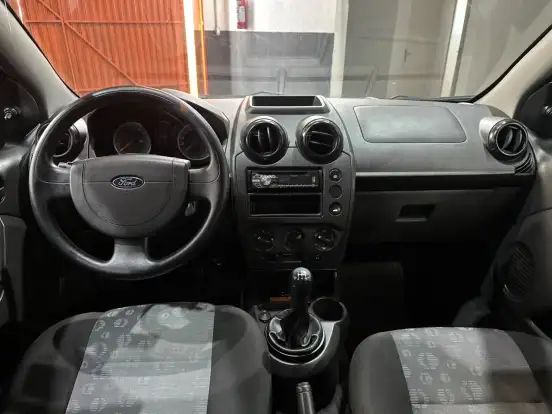 FORD-FIESTA-2013