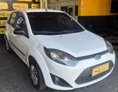 FORD FIESTA 1.0 ROCAM HATCH 8V FLEX 4P MANUAL FORD FIESTA 1.0 ROCAM HATCH 8V FLEX 4P MANUAL