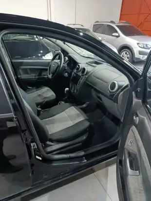 FORD-FIESTA-2013