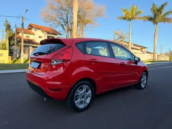 FORD-FIESTA-2016